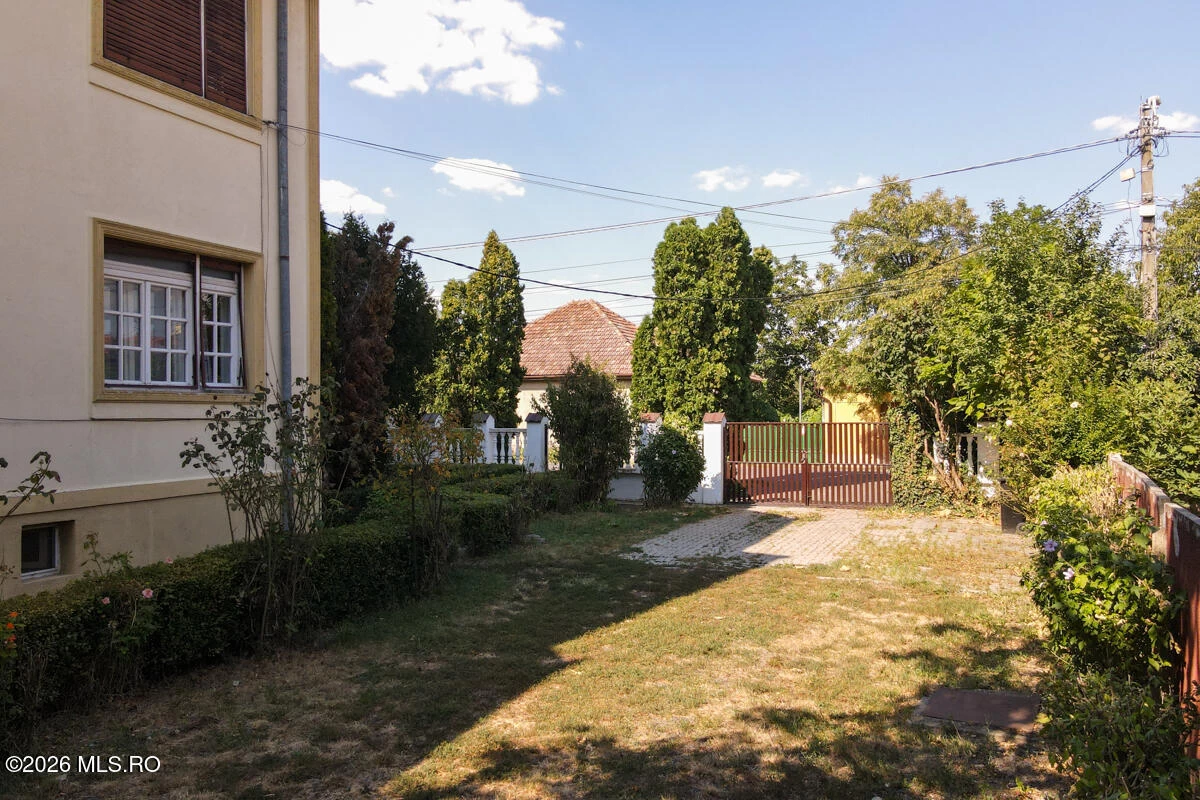 Strada CONSTANTIN NOTTARA 5, Timisoara, Timis, 300522, 7 Dormitoare Dormitoare, 5 BăiBăi,Casa/Vila,Reprezentari Comision 0%,CONSTANTIN NOTTARA,0,03-351