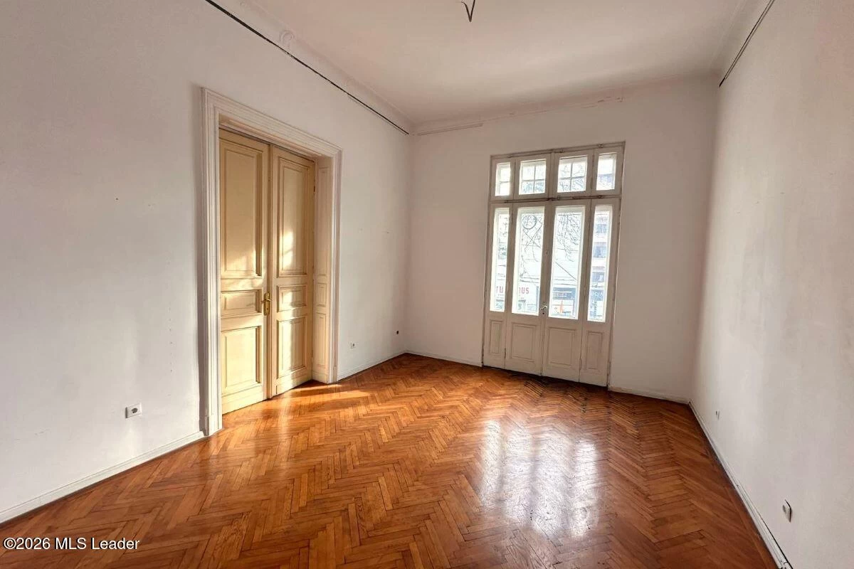 Bulevardul CAROL I 59 Etaj.1, Ap.3, Bucuresti, Bucuresti Ilfov, 030167, 6 Dormitoare Dormitoare, 4 BăiBăi,Apartament,Reprezentari Comision 0%,CAROL I,0,01-6714