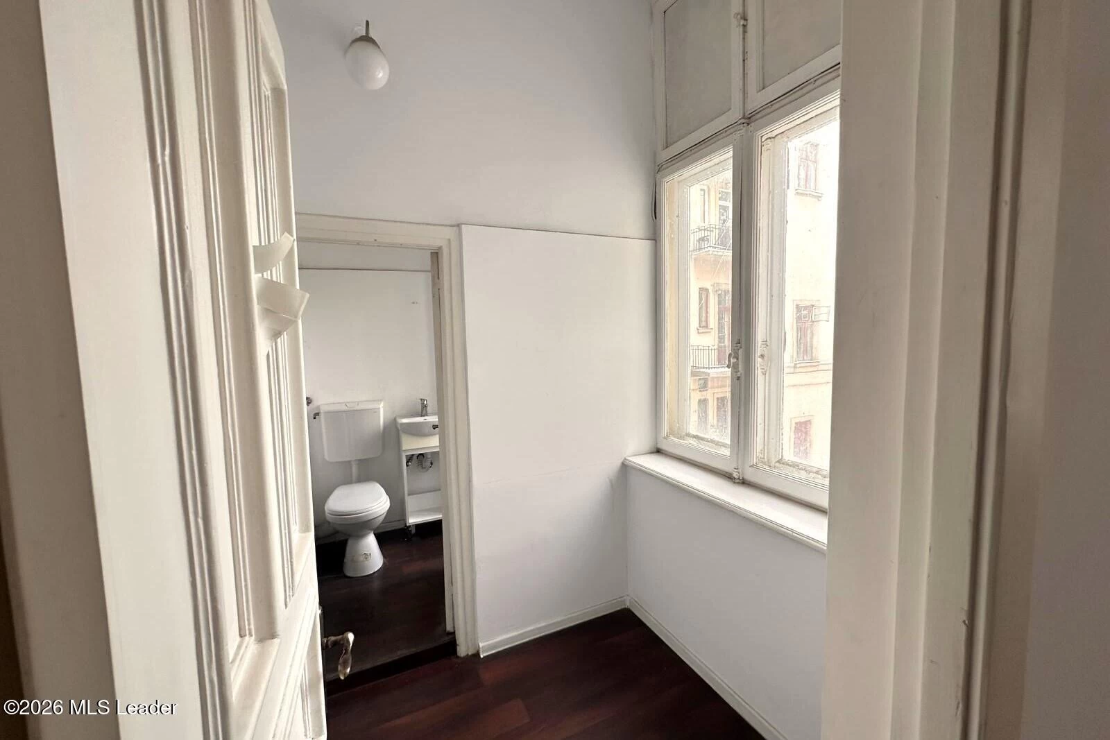 Bulevardul CAROL I 59 Etaj.1, Ap.3, Bucuresti, Bucuresti Ilfov, 030167, 6 Dormitoare Dormitoare, 4 BăiBăi,Apartament,Reprezentari Comision 0%,CAROL I,0,01-6714