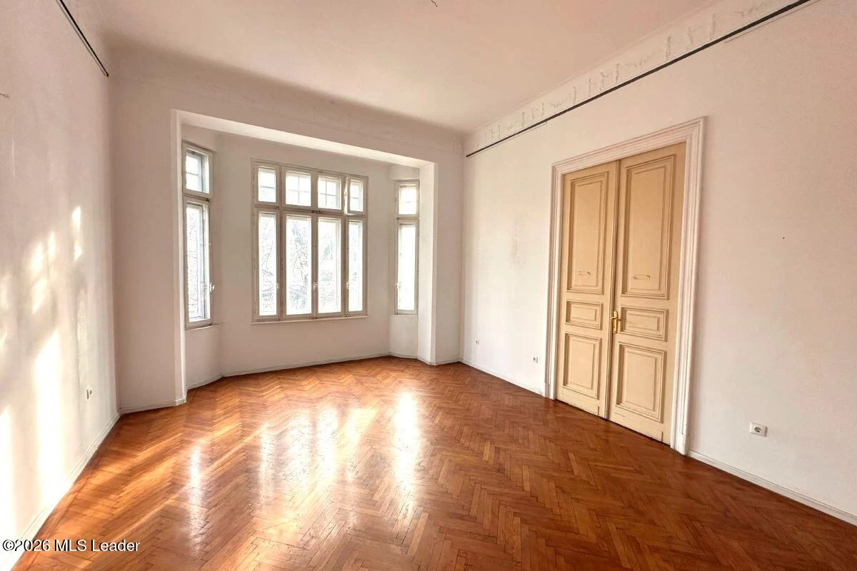 Bulevardul CAROL I 59 Etaj.1, Ap.3, Bucuresti, Bucuresti Ilfov, 030167, 6 Dormitoare Dormitoare, 4 BăiBăi,Apartament,Reprezentari Comision 0%,CAROL I,0,01-6714