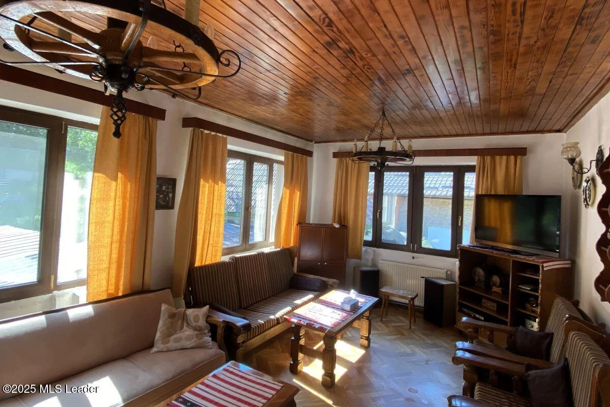 Strada VALEA PORTII 102, Bran, Brasov, 507025, 4 Dormitoare Dormitoare, 3 BăiBăi,Casa/Vila,Reprezentari Comision 0%,VALEA PORTII,0,01-6561