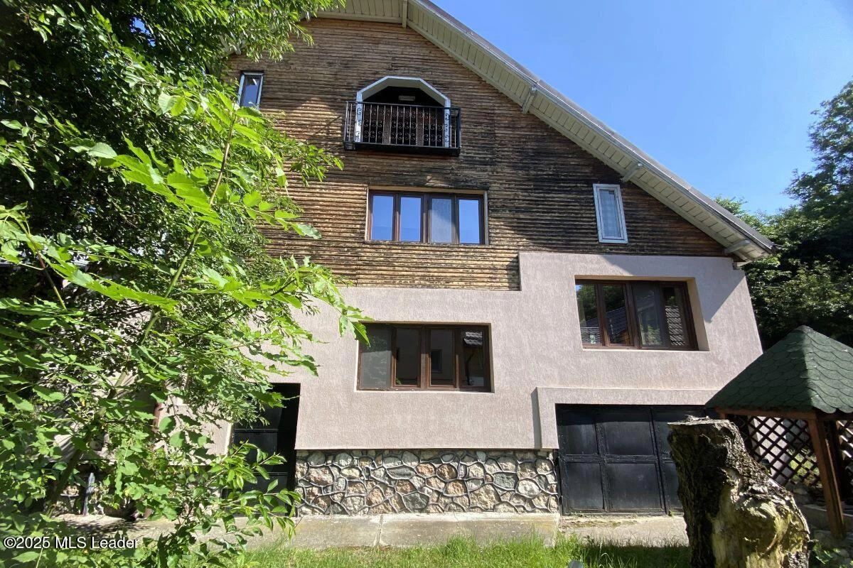 Strada VALEA PORTII 102, Bran, Brasov, 507025, 4 Dormitor Dormitoare, 3 BaieBăi,Casa/Vila,Reprezentari Comision 0%,VALEA PORTII,0,01-6561