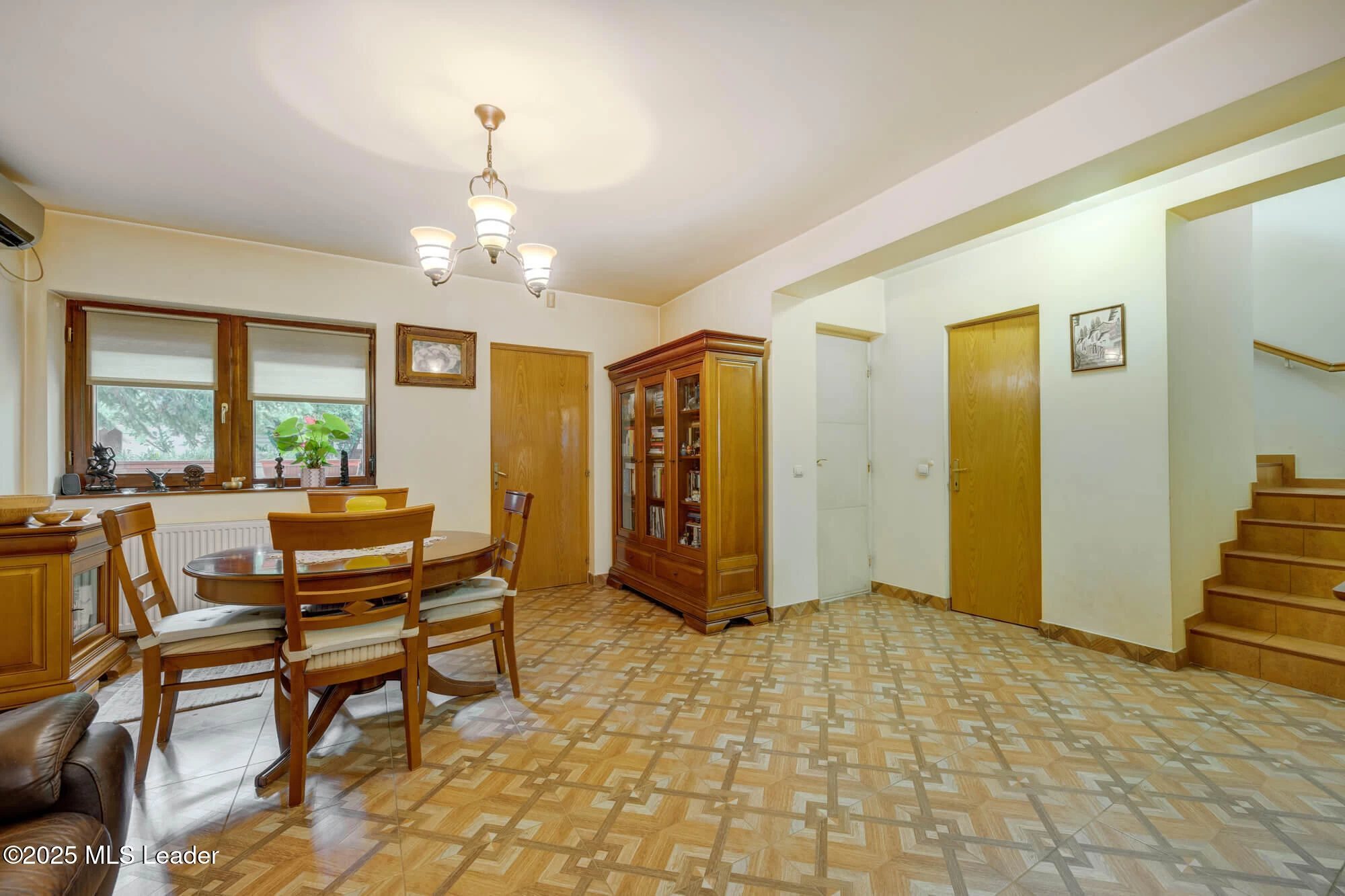 Strada EROU IANCU NICOLAE 103 Complex Gama, Vila F17, Bucuresti, Bucuresti Ilfov, 077190, 2 Dormitoare Dormitoare, 2 BăiBăi,Casa/Vila,Reprezentari Comision 0%,EROU IANCU NICOLAE,0,01-6606