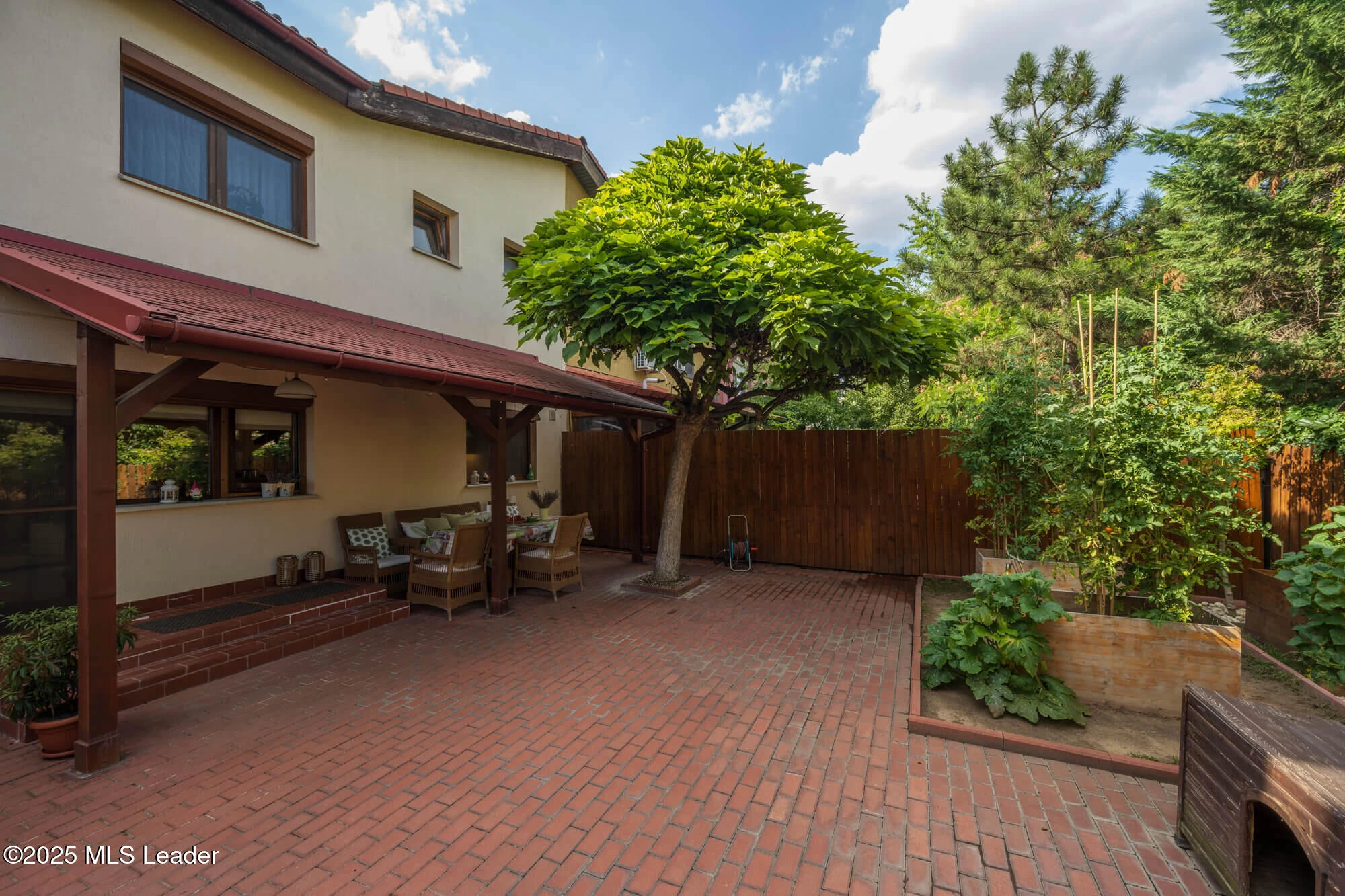 Strada EROU IANCU NICOLAE 103 Complex Gama, Vila F17, Bucuresti, Bucuresti Ilfov, 077190, 2 Dormitoare Dormitoare, 2 BăiBăi,Casa/Vila,Reprezentari Comision 0%,EROU IANCU NICOLAE,0,01-6606