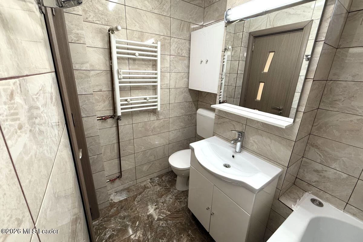 Prelungirea GHENCEA 14 BL.R1, sc.A, et.3, ap.13, Bucuresti, Bucuresti Ilfov, 061706, 1 Dormitor Dormitoare, 1 BaieBăi,Apartament,Reprezentari Comision 0%,GHENCEA,0,01-6790