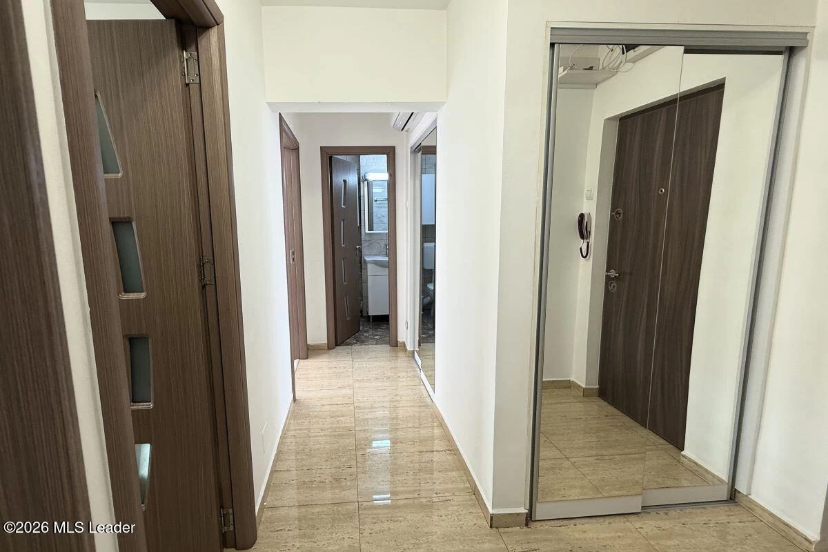 Prelungirea GHENCEA 14 BL.R1, sc.A, et.3, ap.13, Bucuresti, Bucuresti Ilfov, 061706, 1 Dormitor Dormitoare, 1 BaieBăi,Apartament,Reprezentari Comision 0%,GHENCEA,0,01-6790