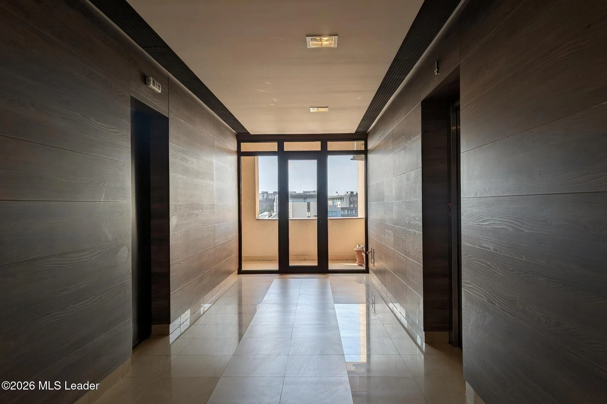 Strada LT. AV. CARANDA GHEORGHE 42 Et. 4, Ap. 27, Bucuresti, Bucuresti Ilfov, 060134, 2 Dormitoare Dormitoare, 2 BăiBăi,Apartament,Reprezentari Comision 0%,LT. AV. CARANDA GHEORGHE,0,01-6821