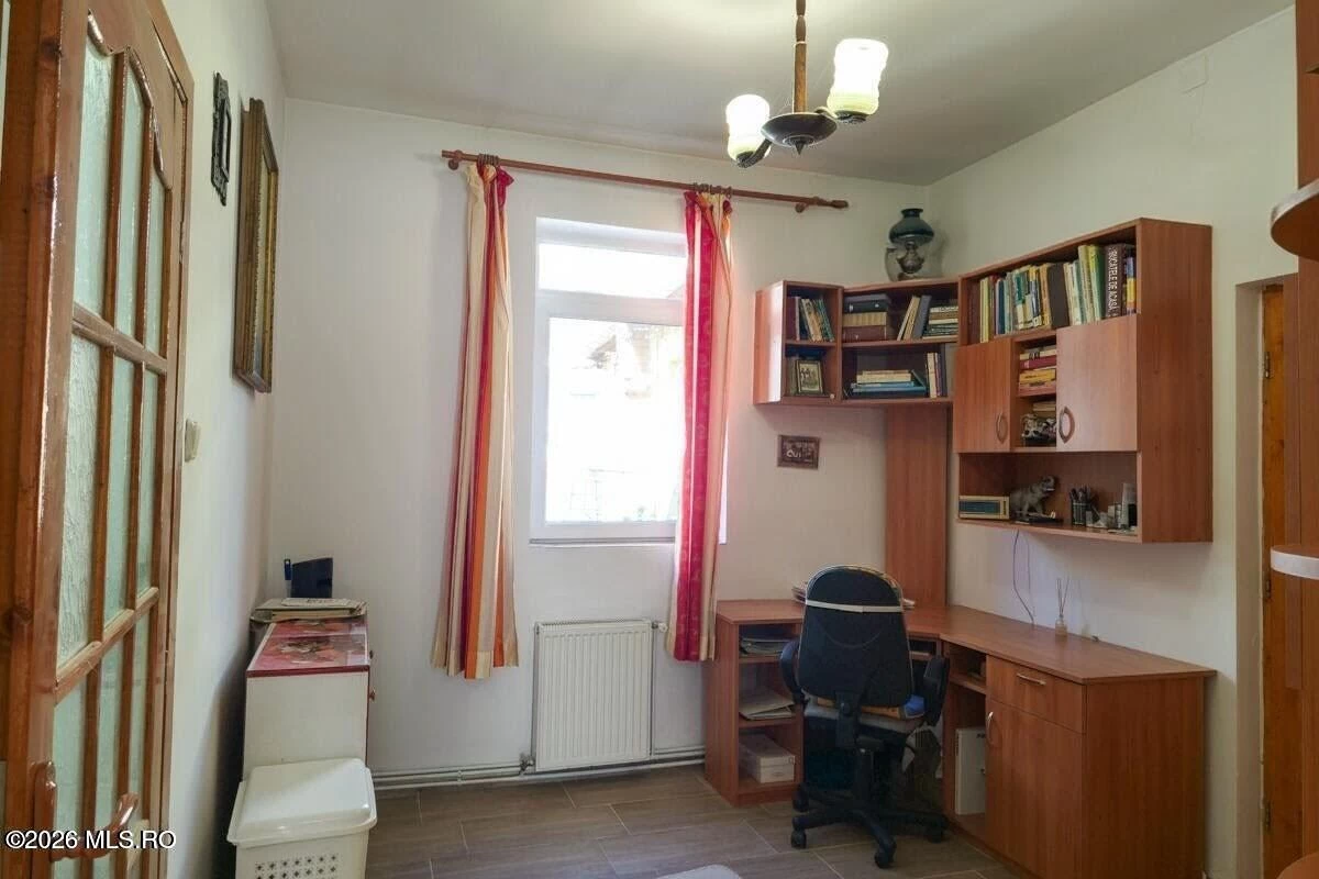 Strada CRONICARUL ION NECULCE 11, Timisoara, Timis, 300109, 4 Dormitoare Dormitoare, 3 BăiBăi,Casa/Vila,Reprezentari Comision 0%,CRONICARUL ION NECULCE,0,03-370