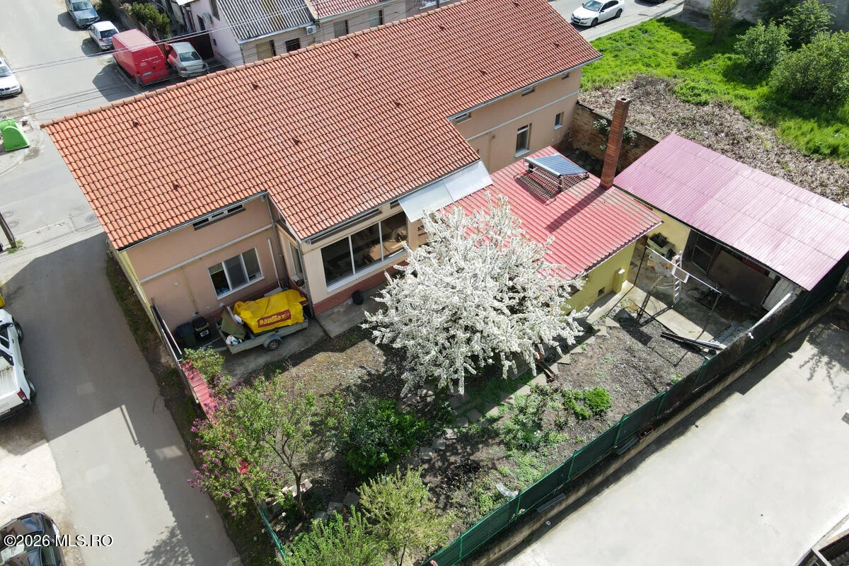 Strada CRONICARUL ION NECULCE 11, Timisoara, Timis, 300109, 4 Dormitor Dormitoare, 3 BaieBăi,Casa/Vila,Reprezentari Comision 0%,CRONICARUL ION NECULCE,0,03-370