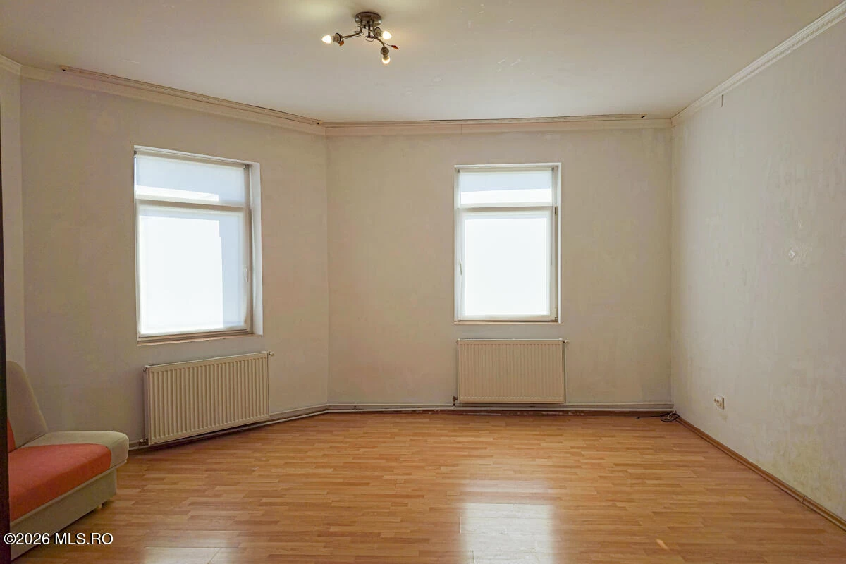 Strada CRONICARUL ION NECULCE 11, Timisoara, Timis, 300109, 4 Dormitoare Dormitoare, 3 BăiBăi,Casa/Vila,Reprezentari Comision 0%,CRONICARUL ION NECULCE,0,03-370