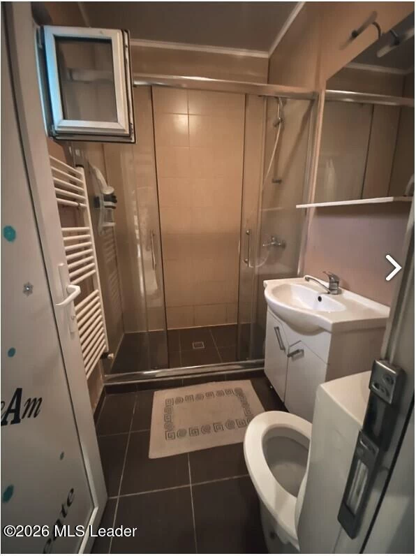 Strada ZEFIRULUI, Bucuresti, Bucuresti Ilfov, 3 Dormitoare Dormitoare, 2 BăiBăi,Casa/Vila,Anunturi Verificate,ZEFIRULUI,0,F1-250402