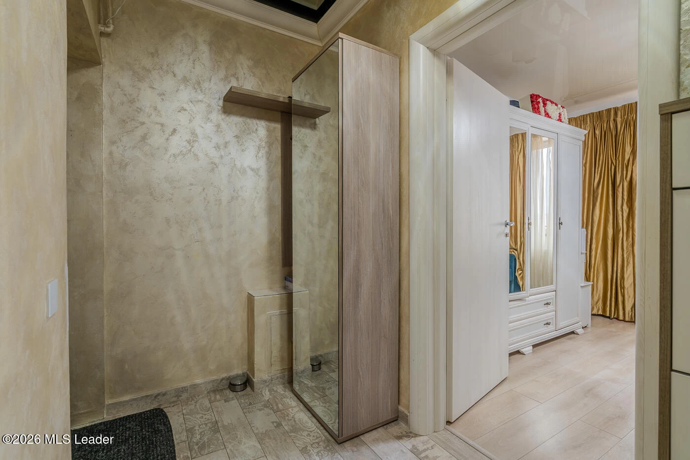 Strada REZERVELOR 56 Bl 1, ET 7, Ap 701, Chiajna, Bucuresti Ilfov, 077040, 1 Dormitor Dormitoare, 1 BaieBăi,Apartament,Reprezentari Comision 0%,REZERVELOR,0,01-6851