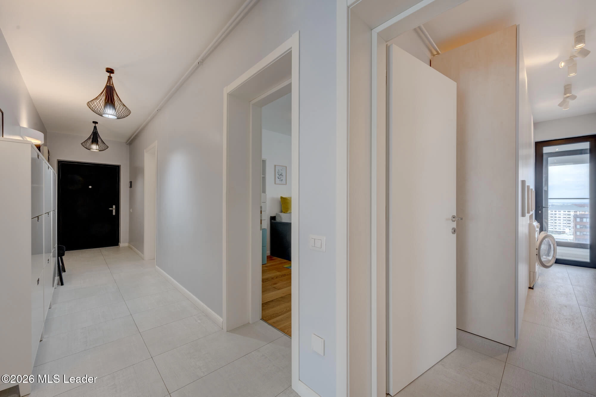 Strada SG. ILIE PETRE 100 et.10, ap.102, Chiajna, Bucuresti Ilfov, 077040, 3 Dormitoare Dormitoare, 2 BăiBăi,Apartament,Reprezentari Comision 0%,SG. ILIE PETRE,0,01-6856