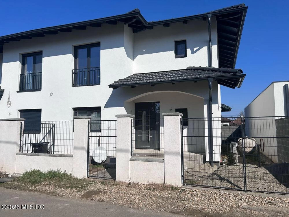 Strada PARANG, Ghiroda, Timis, 3 Dormitoare Dormitoare, 2 BăiBăi,Casa/Vila,Anunturi Verificate,PARANG,0,F3-45388