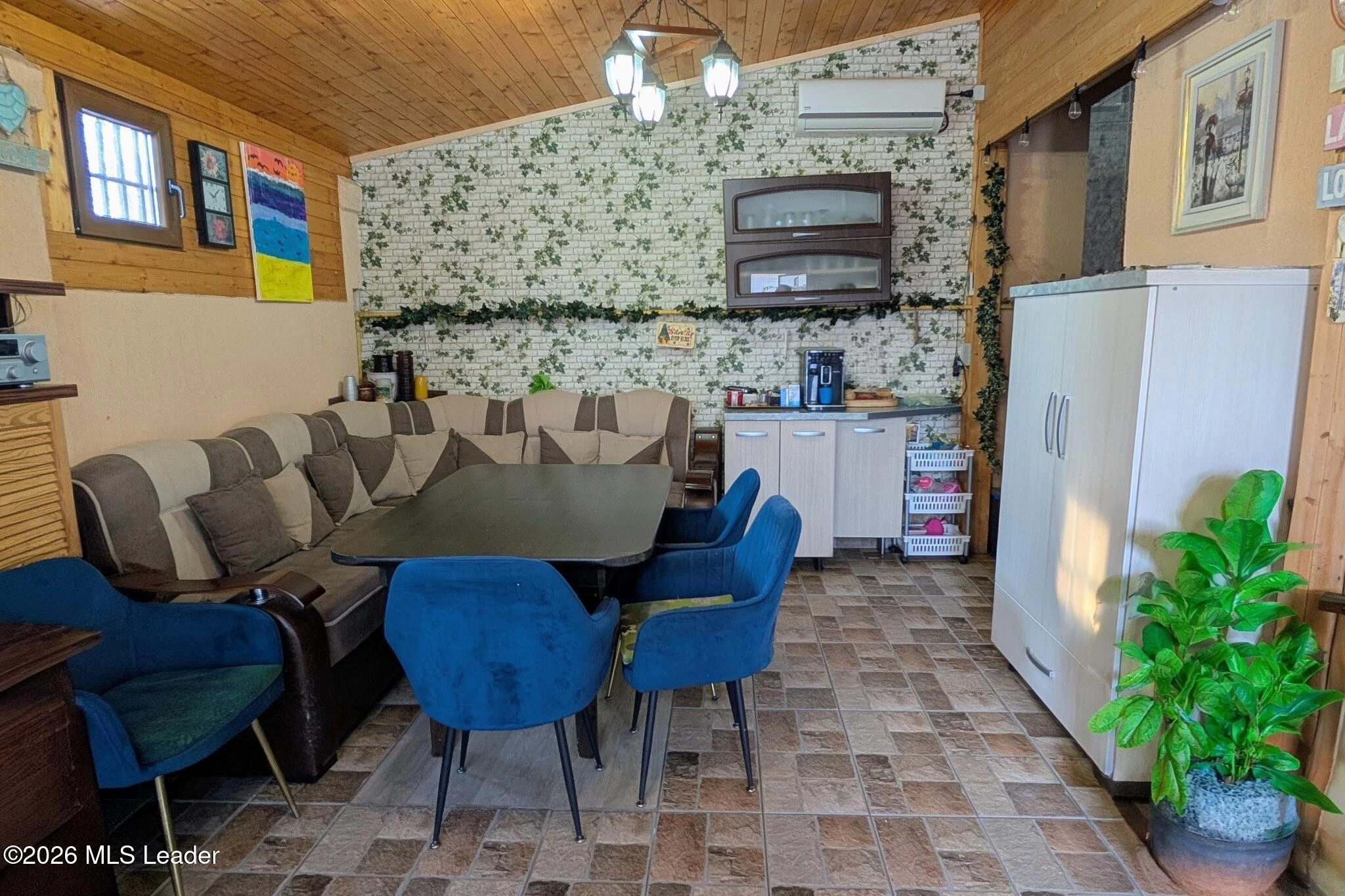 Strada SFANTUL PANTELIMON 6, Pantelimon, Bucuresti Ilfov, 077145, 3 Dormitoare Dormitoare, 2 BăiBăi,Casa/Vila,Reprezentari Comision 0%,SFANTUL PANTELIMON,0,01-6754