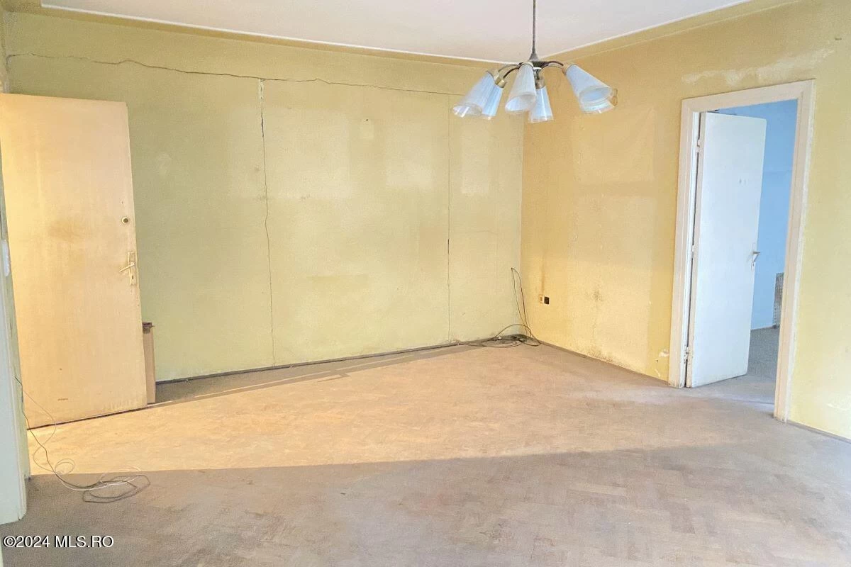 Strada SFINTILOR 10 Etaj 1, Ap. 4, Bucuresti, Bucuresti Ilfov, 030167, 2 Dormitoare Dormitoare, 2 BăiBăi,Apartament,Reprezentari Comision 0%,SFINTILOR,0,01-6266