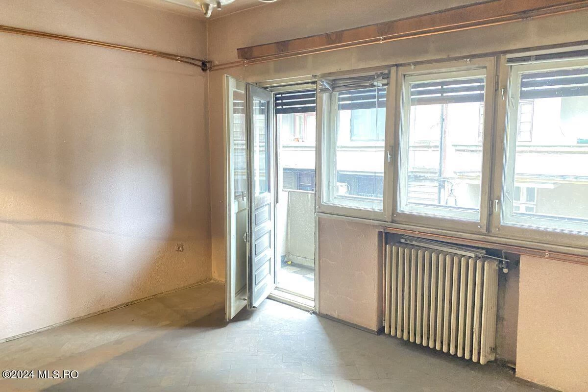 Strada SFINTILOR 10 Etaj 1, Ap. 4, Bucuresti, Bucuresti Ilfov, 030167, 2 Dormitoare Dormitoare, 2 BăiBăi,Apartament,Reprezentari Comision 0%,SFINTILOR,0,01-6266