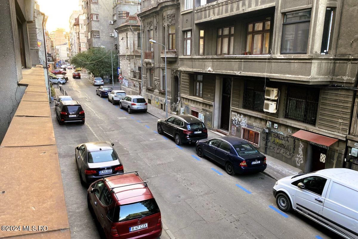 Strada SFINTILOR 10 Etaj 1, Ap. 4, Bucuresti, Bucuresti Ilfov, 030167, 2 Dormitoare Dormitoare, 2 BăiBăi,Apartament,Reprezentari Comision 0%,SFINTILOR,0,01-6266