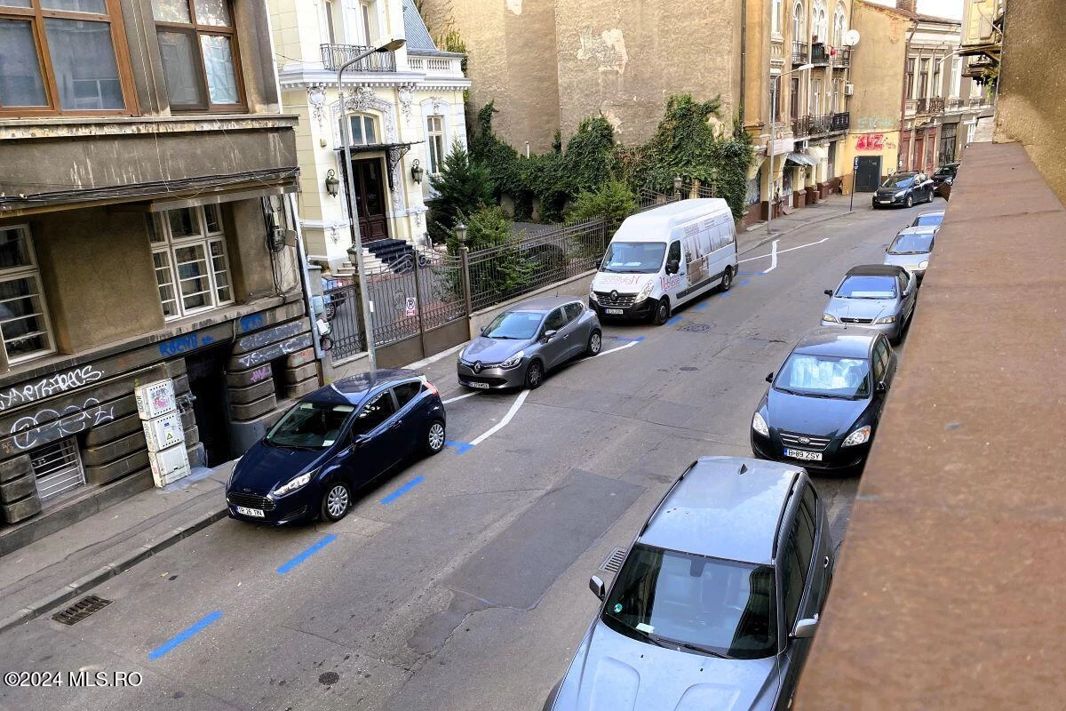 Strada SFINTILOR 10 Etaj 1, Ap. 4, Bucuresti, Bucuresti Ilfov, 030167, 2 Dormitoare Dormitoare, 2 BăiBăi,Apartament,Reprezentari Comision 0%,SFINTILOR,0,01-6266