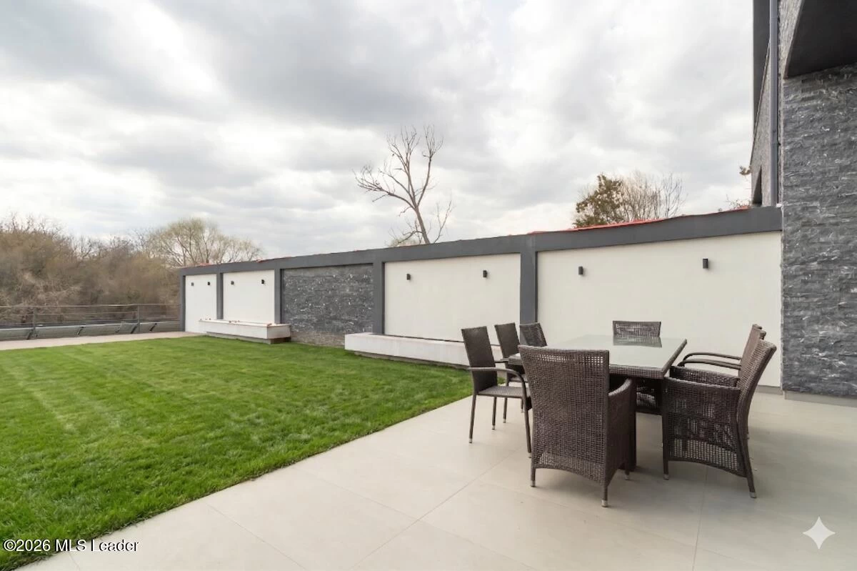 Strada LAPUSNEANU ALEXANDRU 21 Casa Como, Voluntari, Bucuresti Ilfov, 077190, 3 Dormitoare Dormitoare, 4 BăiBăi,Casa/Vila,Reprezentari Comision 0%,LAPUSNEANU ALEXANDRU,0,01-6477