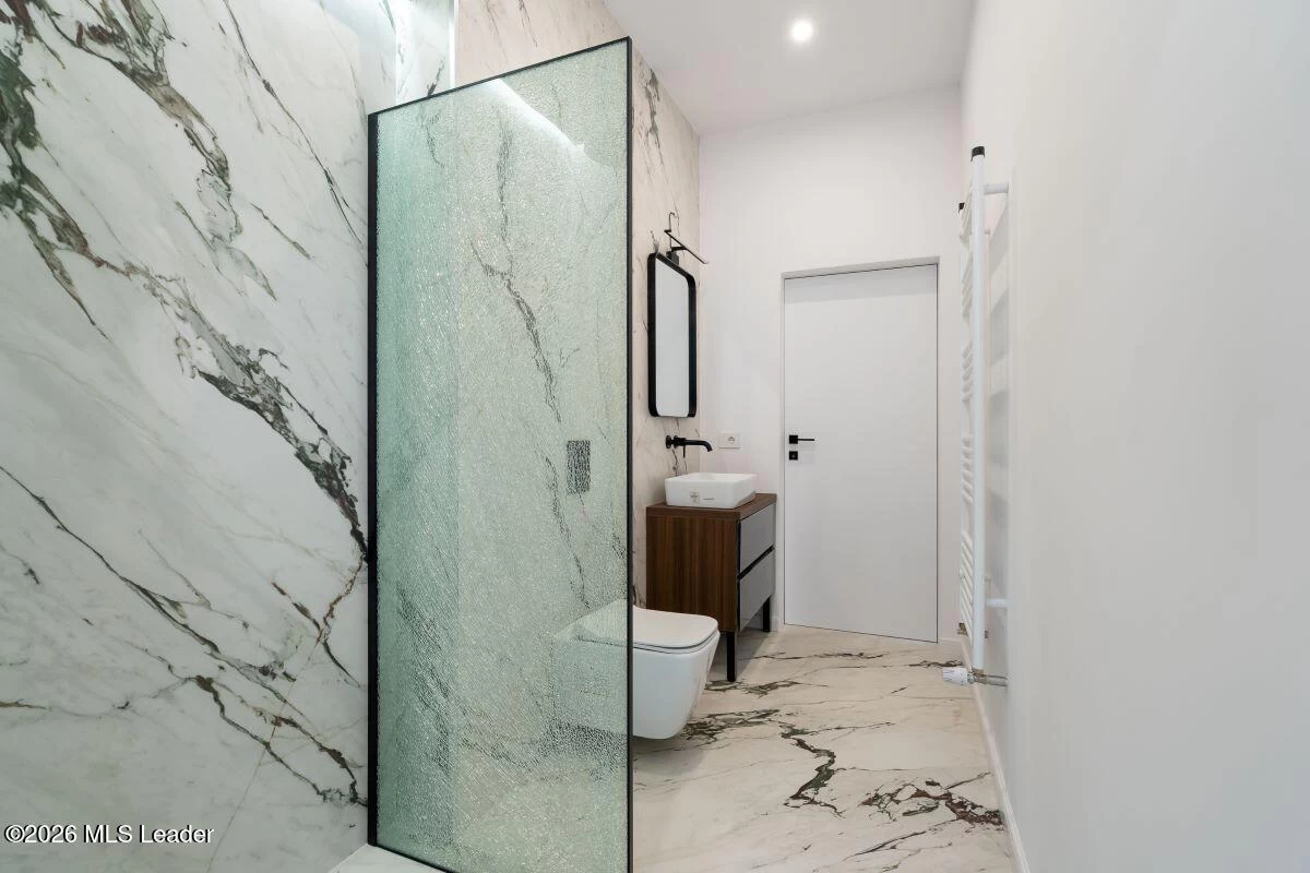 Strada LAPUSNEANU ALEXANDRU 21 Casa Como, Voluntari, Bucuresti Ilfov, 077190, 3 Dormitoare Dormitoare, 4 BăiBăi,Casa/Vila,Reprezentari Comision 0%,LAPUSNEANU ALEXANDRU,0,01-6477