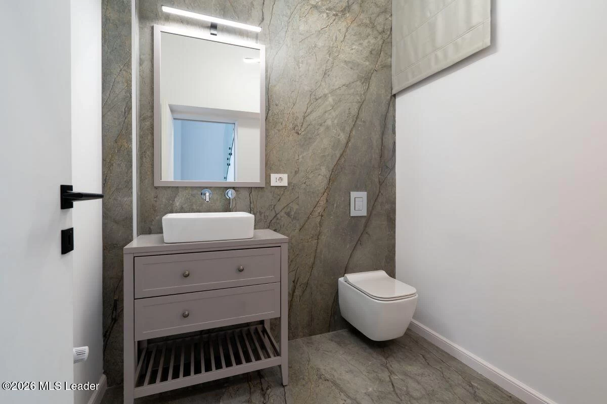 Strada LAPUSNEANU ALEXANDRU 21 Casa Como, Voluntari, Bucuresti Ilfov, 077190, 3 Dormitoare Dormitoare, 4 BăiBăi,Casa/Vila,Reprezentari Comision 0%,LAPUSNEANU ALEXANDRU,0,01-6477