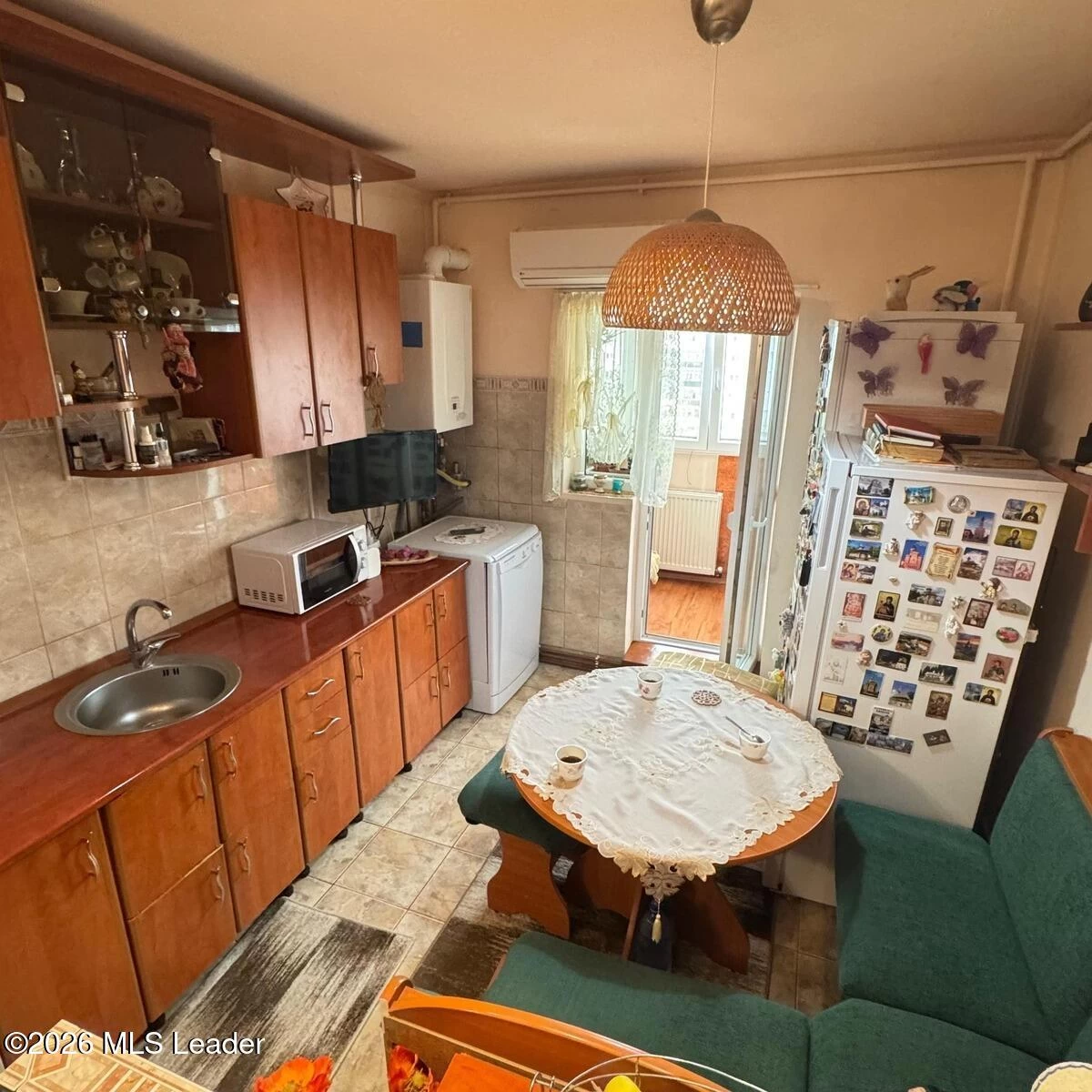 Strada MOINESTI, Bucuresti, Bucuresti Ilfov, 2 Dormitoare Dormitoare, 2 BăiBăi,Apartament,Anunturi Verificate,MOINESTI,0,F1-251183