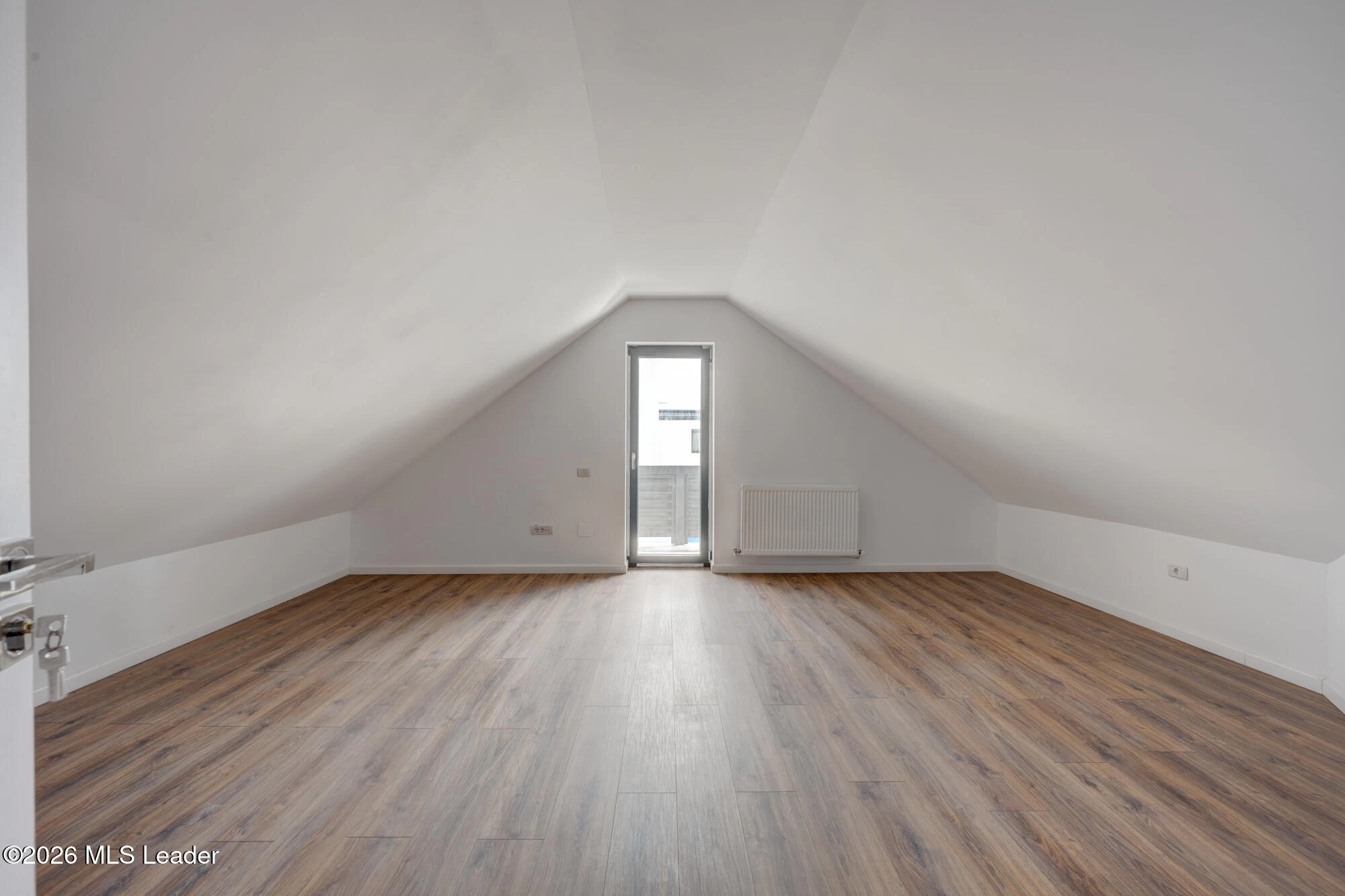 Strada FOISORULUI 14B, Domnesti, Bucuresti Ilfov, 077090, 6 Dormitoare Dormitoare, 3 BăiBăi,Casa/Vila,Reprezentari Comision 0%,FOISORULUI,0,01-6864