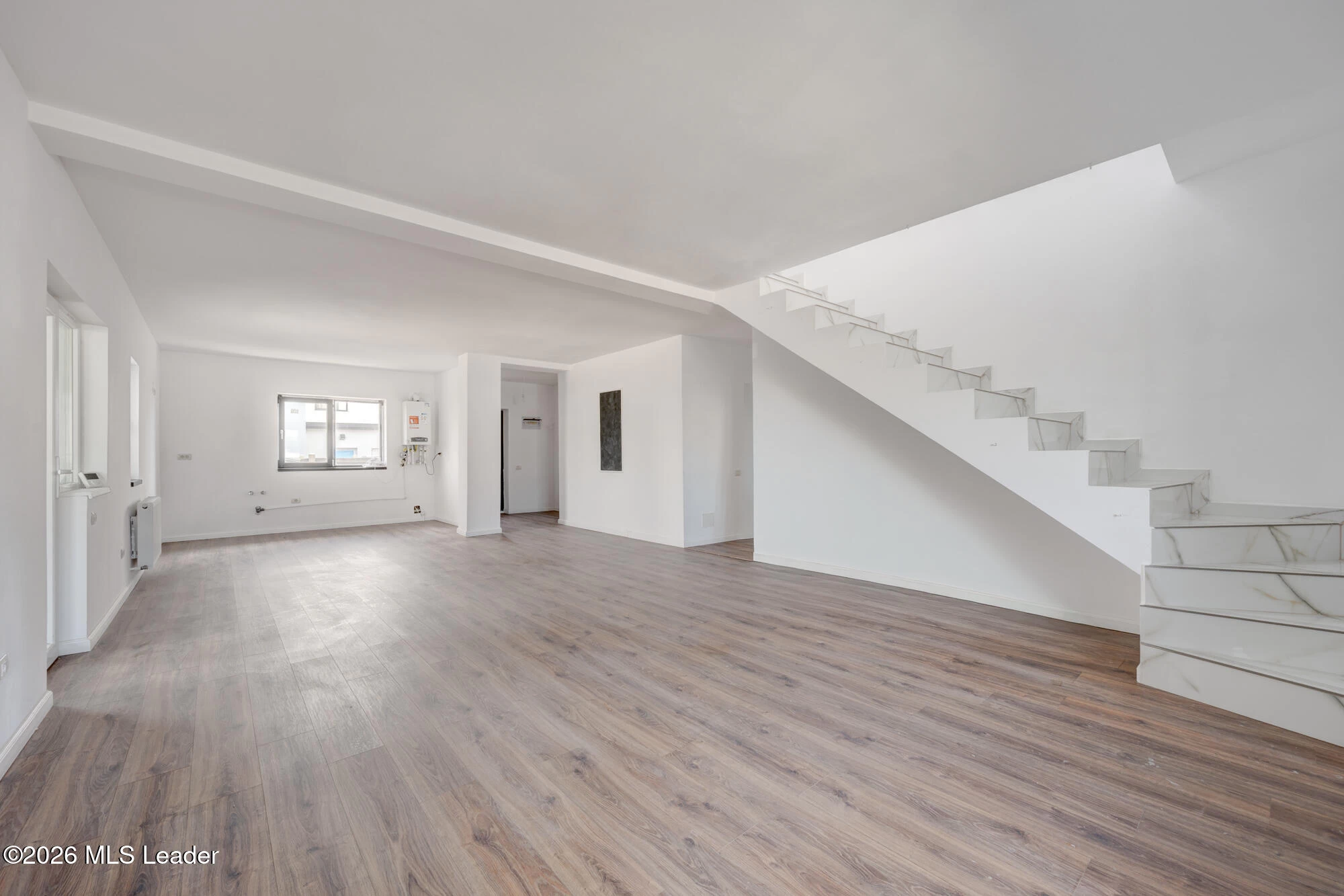 Strada FOISORULUI 14B, Domnesti, Bucuresti Ilfov, 077090, 6 Dormitoare Dormitoare, 3 BăiBăi,Casa/Vila,Reprezentari Comision 0%,FOISORULUI,0,01-6864