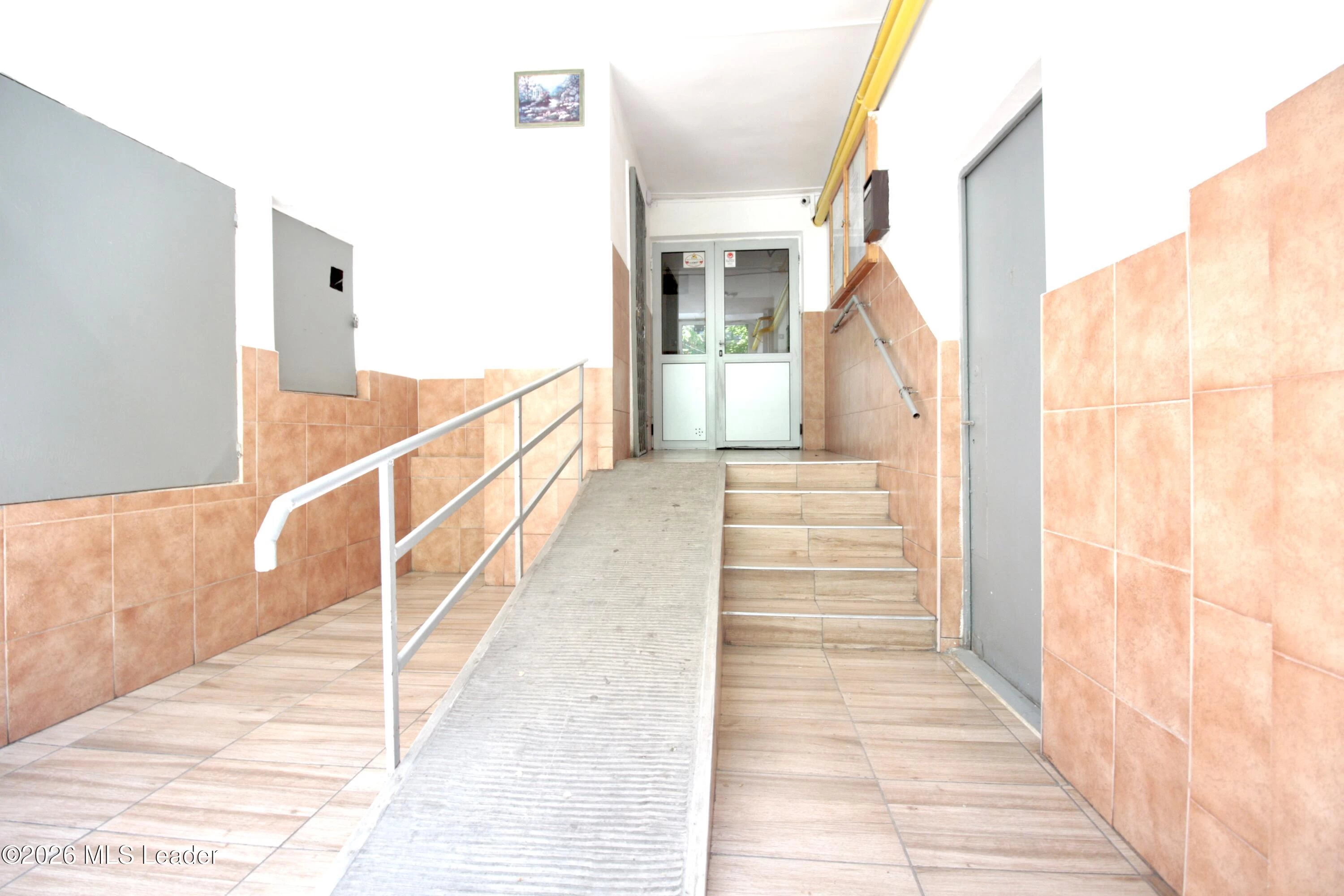 Strada VLADEASA 12 Bl. C4, Sc. 1, Et. 7, ap. 55, Bucuresti, Bucuresti Ilfov, 061674, 0 , 1 BaieBăi,Apartament,Reprezentari Comision 0%,VLADEASA,0,01-6886