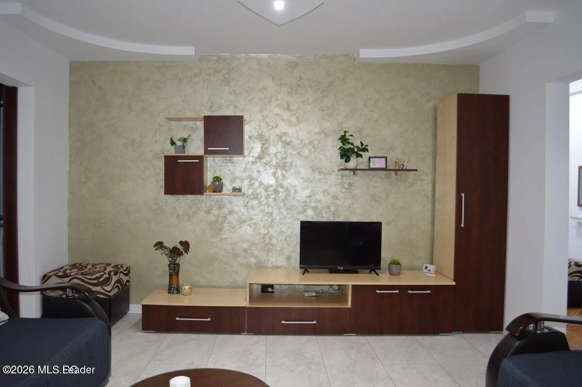 Calea BASCOV 3 Bl. B1, Sc. A, Ap.41, Pitesti, Arges, 110124, 1 Dormitor Dormitoare, 1 BaieBăi,Apartament,Reprezentari Comision 0%,BASCOV,0,01-6892