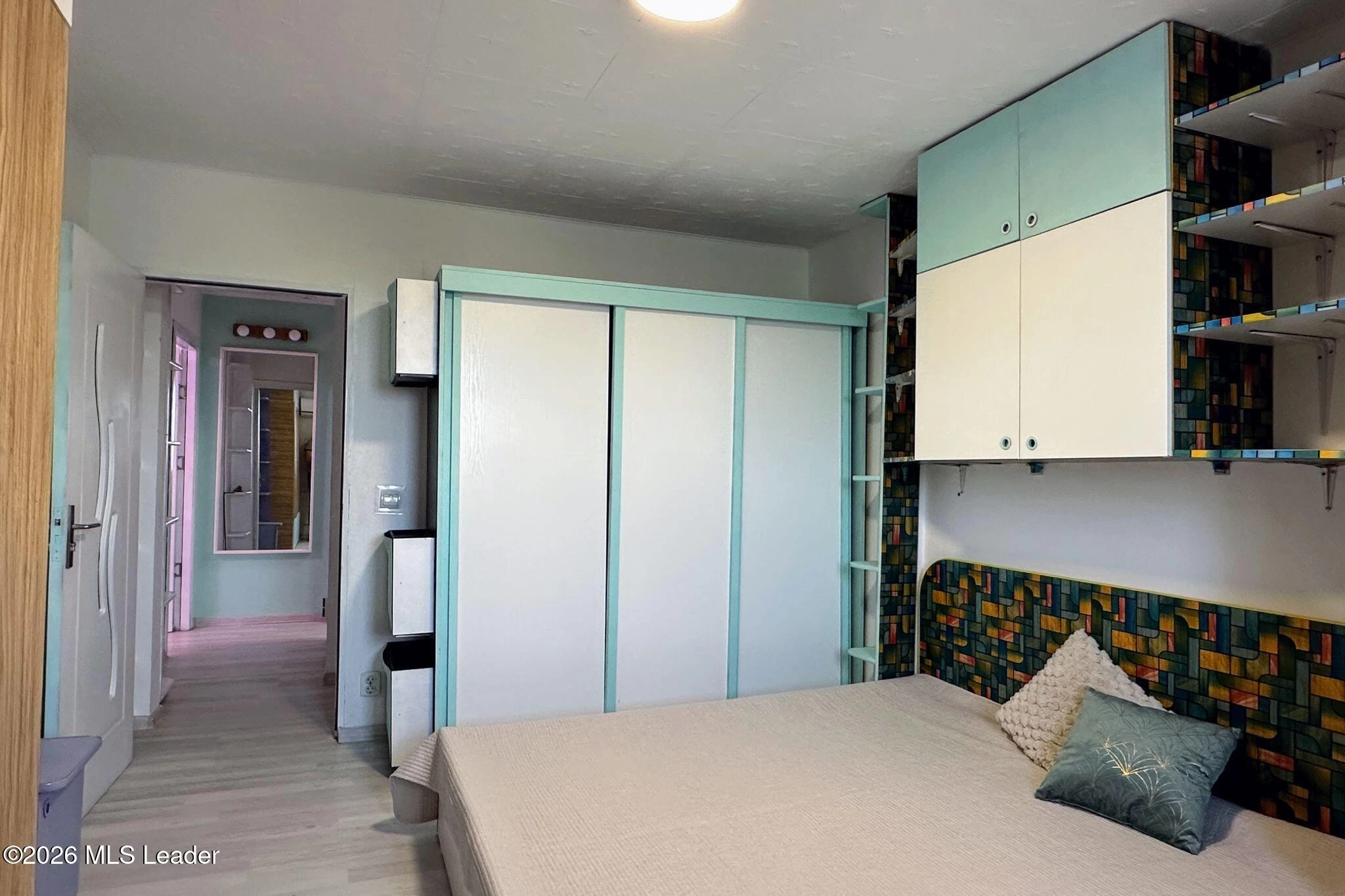 Strada LACRAMIOAREI 52 bl. 16, mansarda, ap. M19, Bucuresti, Bucuresti Ilfov, 032082, 2 Dormitoare Dormitoare, 1 BaieBăi,Apartament,Reprezentari Comision 0%,LACRAMIOAREI,0,01-6881