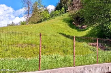 Strada VALEA LUI PATRU 989, Leresti, Arges, 117430, 0 , 0,Teren,Reprezentari Comision 0%,VALEA LUI PATRU,0,01-6908