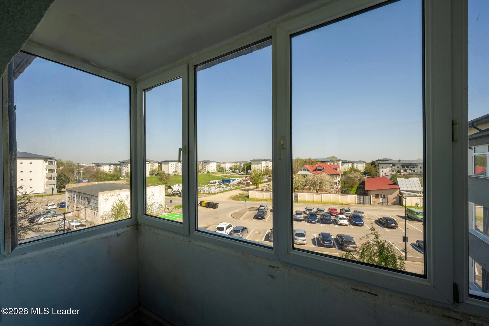 Strada FIZICIENILOR 4 Bl. 3, Sc. A, Et. 3, Ap. 13, Magurele, Bucuresti Ilfov, 077125, 1 Dormitor Dormitoare, 1 BaieBăi,Apartament,Reprezentari Comision 0%,FIZICIENILOR,0,01-6848