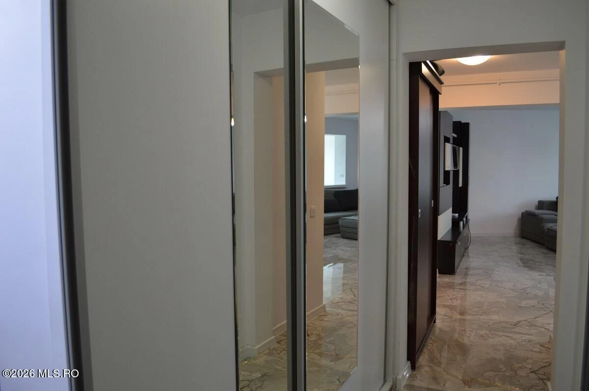 Strada CALEA CRAIOVEI 126 BL.P4, sc. A, ap. 19, et 5, Pitesti, Arges, 110241, 2 Dormitoare Dormitoare, 2 BăiBăi,Apartament,Reprezentari Comision 0%,CALEA CRAIOVEI,0,04-502