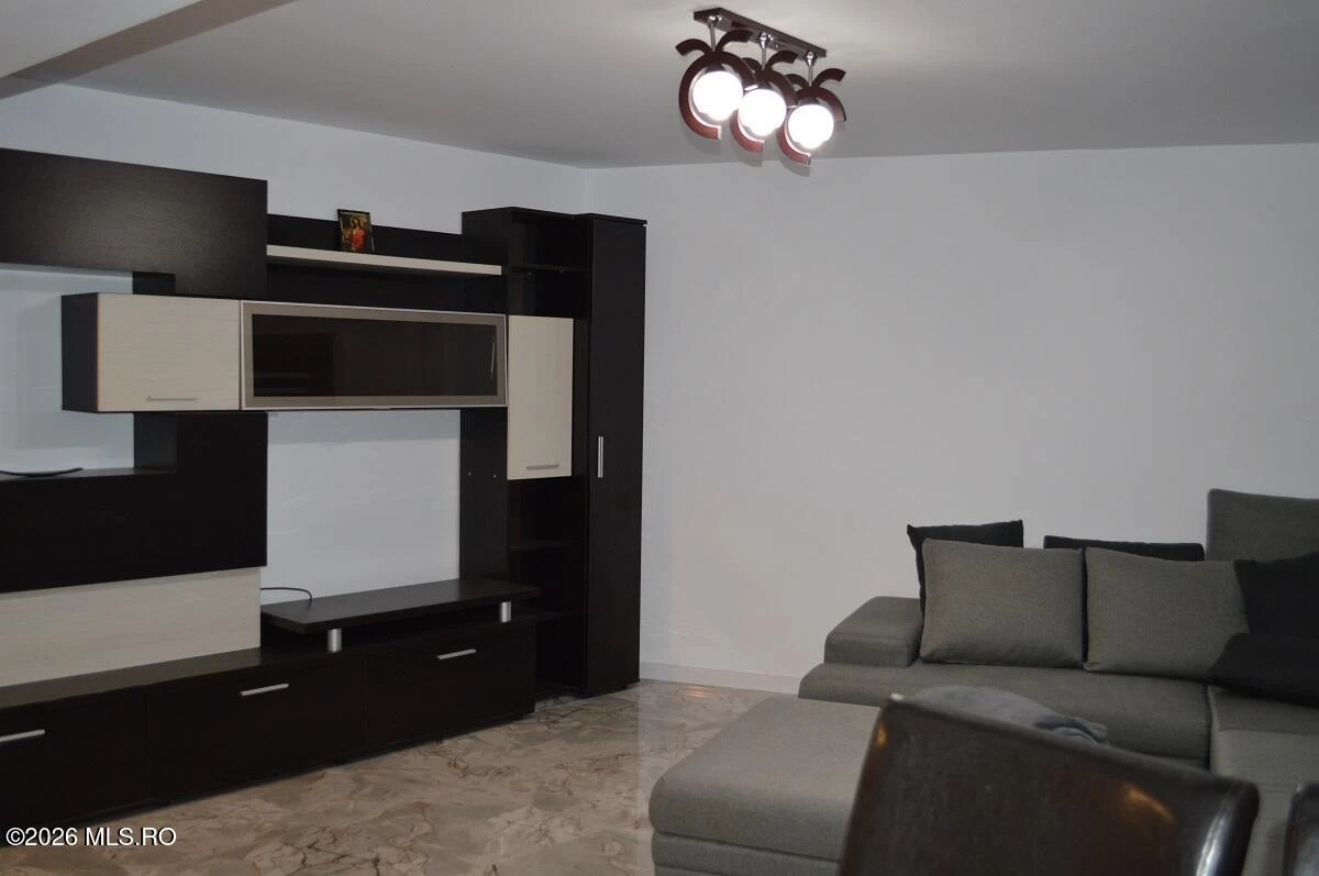 Strada CALEA CRAIOVEI 126 BL.P4, sc. A, ap. 19, et 5, Pitesti, Arges, 110241, 2 Dormitoare Dormitoare, 2 BăiBăi,Apartament,Reprezentari Comision 0%,CALEA CRAIOVEI,0,04-502