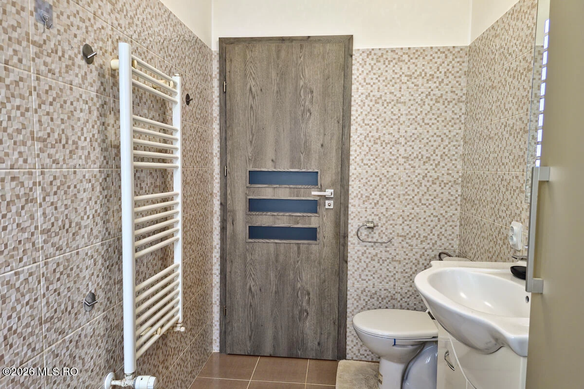 Strada LILIACULUI 1 Bl. A, Et. 1, Ap. 10, Giroc, Timis, 307220, 2 Dormitoare Dormitoare, 1 BaieBăi,Apartament,Reprezentari Comision 0%,LILIACULUI,0,03-376