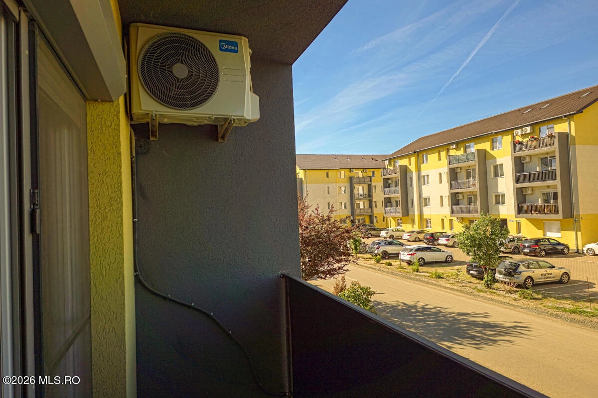 Strada LILIACULUI 1 Bl. A, Et. 1, Ap. 10, Giroc, Timis, 307220, 2 Dormitoare Dormitoare, 1 BaieBăi,Apartament,Reprezentari Comision 0%,LILIACULUI,0,03-376