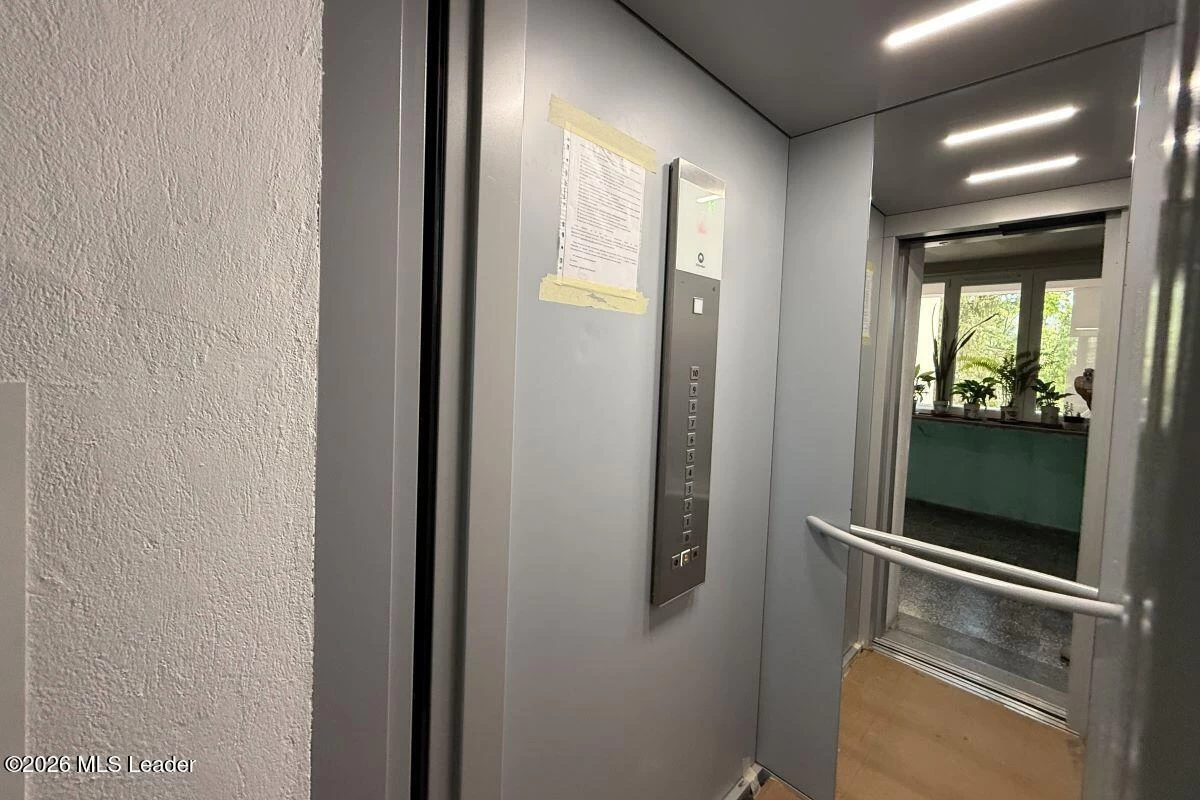 Strada TARGU NEAMT 12 BL. TD 24, ET.2, AP.13, Bucuresti, Bucuresti Ilfov, 062057, 1 Dormitor Dormitoare, 1 BaieBăi,Apartament,Reprezentari Comision 0%,TARGU NEAMT,0,01-6917