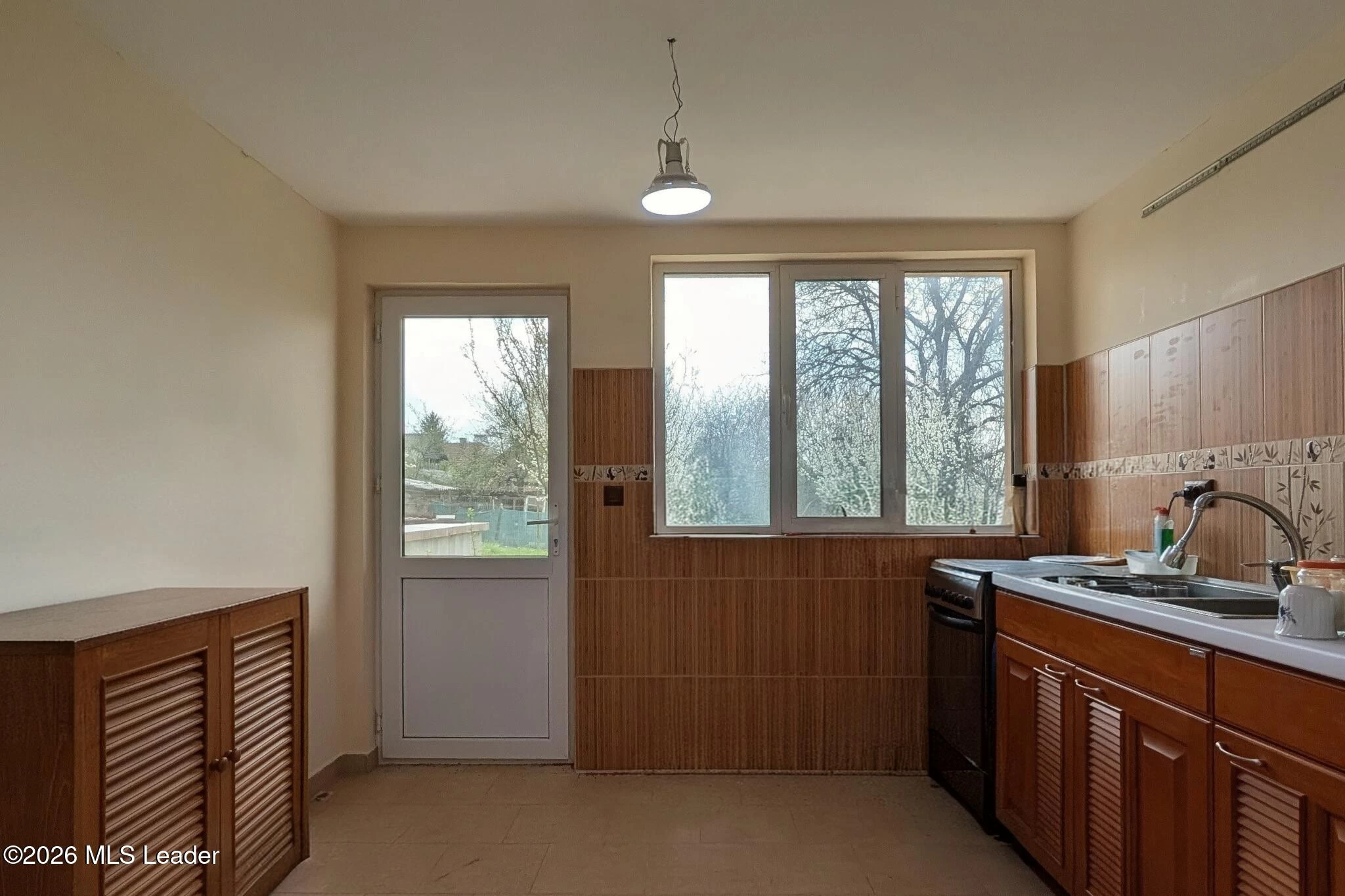 Strada POVERNII 236B, Balilesti, Arges, 117080, 5 Dormitoare Dormitoare, 4 BăiBăi,Casa/Vila,Reprezentari Comision 0%,POVERNII,0,01-6923
