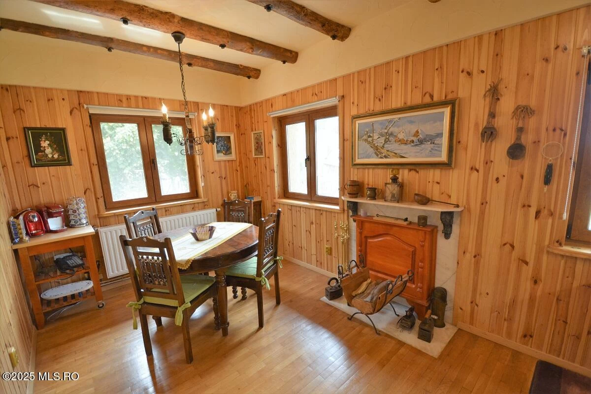 Strada VALEA LUI PATRU 989, Leresti, Arges, 117430, 4 Dormitoare Dormitoare, 3 BăiBăi,Casa/Vila,Reprezentari Comision 0%,VALEA LUI PATRU,0,04-473