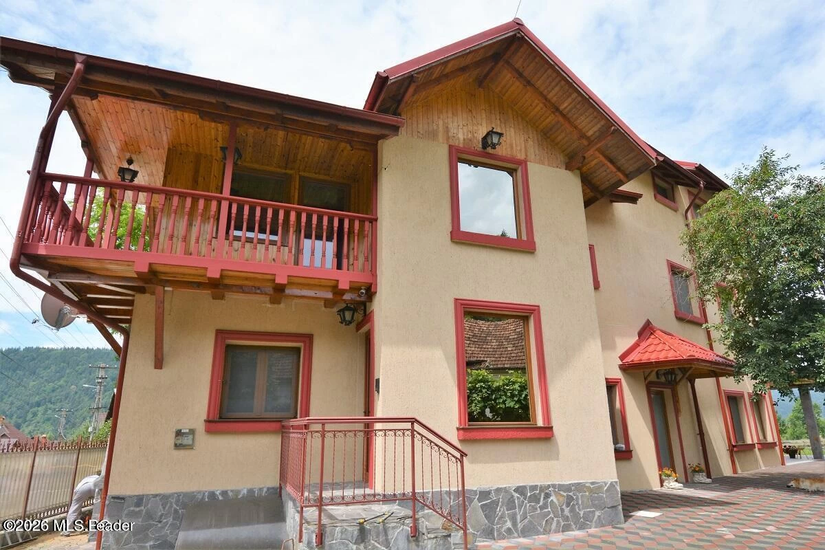 Strada VALEA LUI PATRU 989, Leresti, Arges, 117430, 4 Dormitoare Dormitoare, 3 BăiBăi,Casa/Vila,Reprezentari Comision 0%,VALEA LUI PATRU,0,01-6885