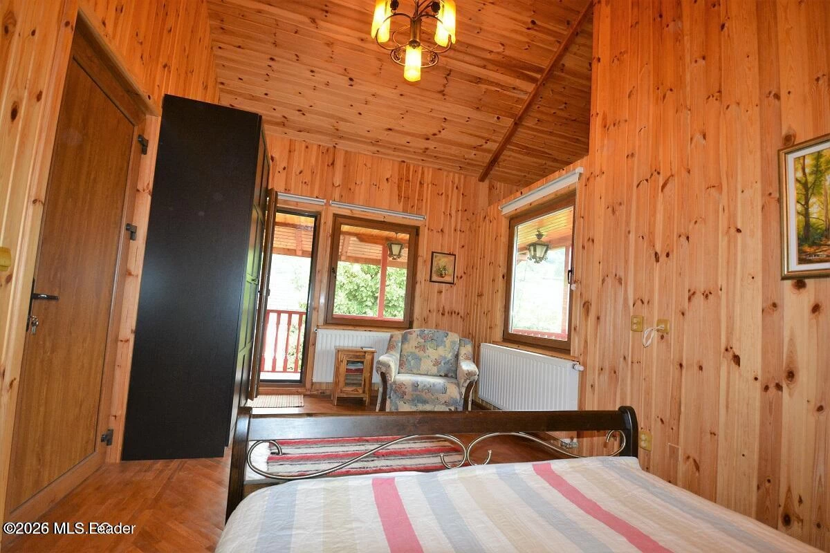 Strada VALEA LUI PATRU 989, Leresti, Arges, 117430, 4 Dormitoare Dormitoare, 3 BăiBăi,Casa/Vila,Reprezentari Comision 0%,VALEA LUI PATRU,0,01-6885
