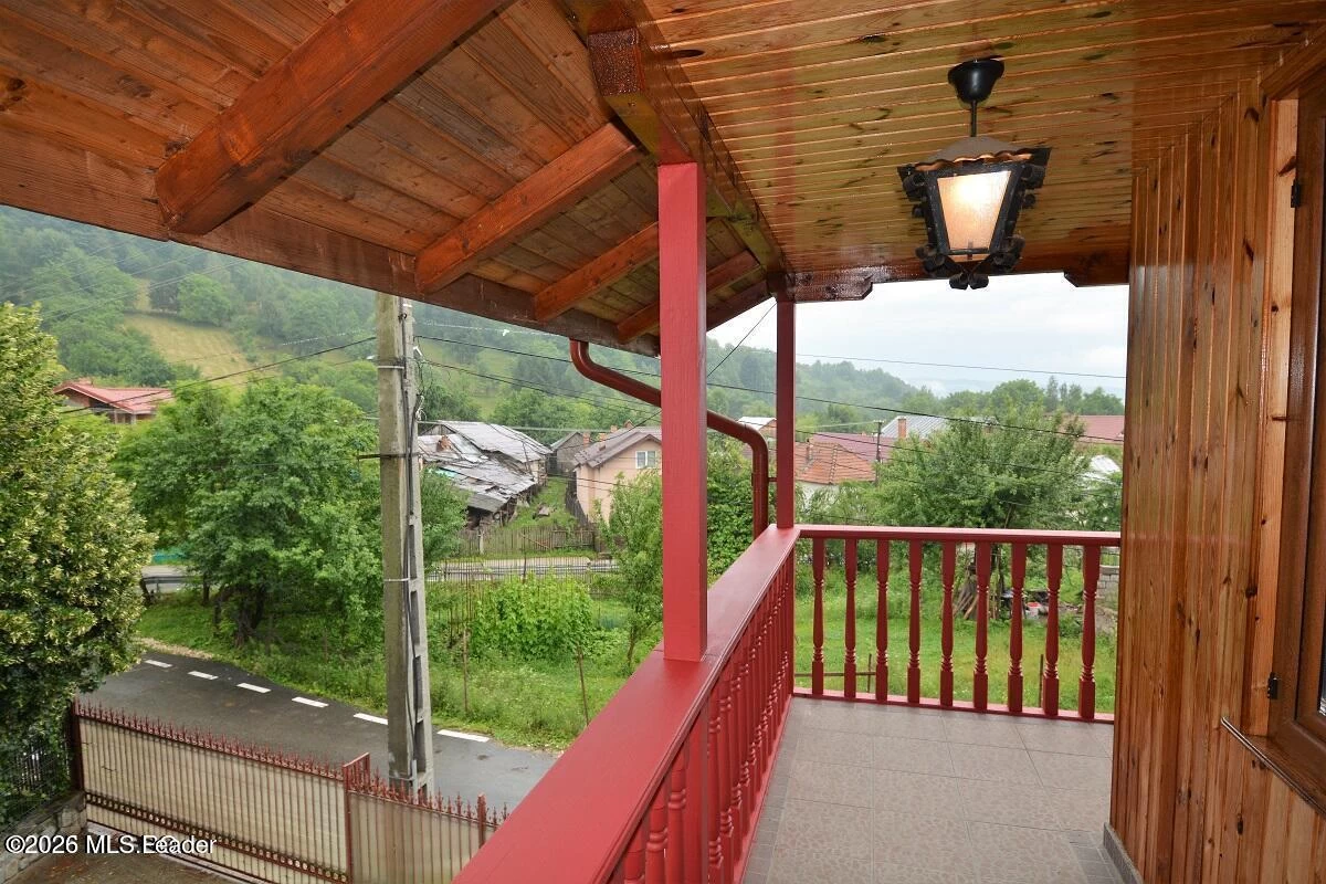 Strada VALEA LUI PATRU 989, Leresti, Arges, 117430, 4 Dormitor Dormitoare, 3 BaieBăi,Casa/Vila,Reprezentari Comision 0%,VALEA LUI PATRU,0,01-6885