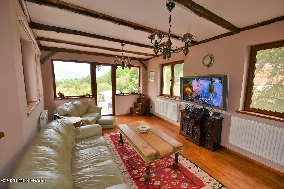 Strada VALEA LUI PATRU 989, Leresti, Arges, 117430, 4 Dormitoare Dormitoare, 3 BăiBăi,Casa/Vila,Reprezentari Comision 0%,VALEA LUI PATRU,0,01-6885