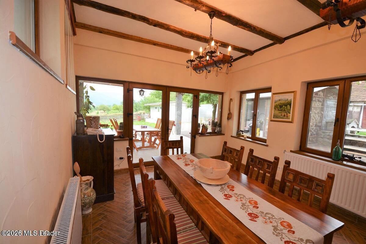 Strada VALEA LUI PATRU 989, Leresti, Arges, 117430, 4 Dormitor Dormitoare, 3 BaieBăi,Casa/Vila,Reprezentari Comision 0%,VALEA LUI PATRU,0,01-6885