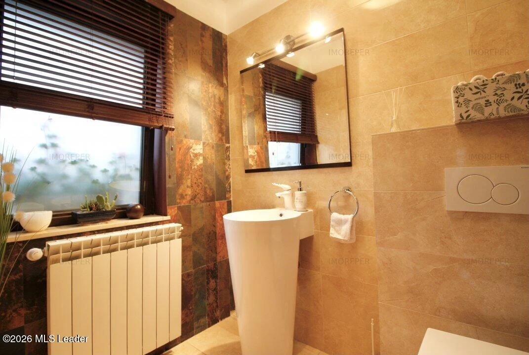 Strada PIPERA 4C, Voluntari, Bucuresti Ilfov, 077190, 4 Dormitor Dormitoare, 4 BaieBăi,Casa/Vila,Reprezentari Comision 0%,PIPERA,0,01-6939