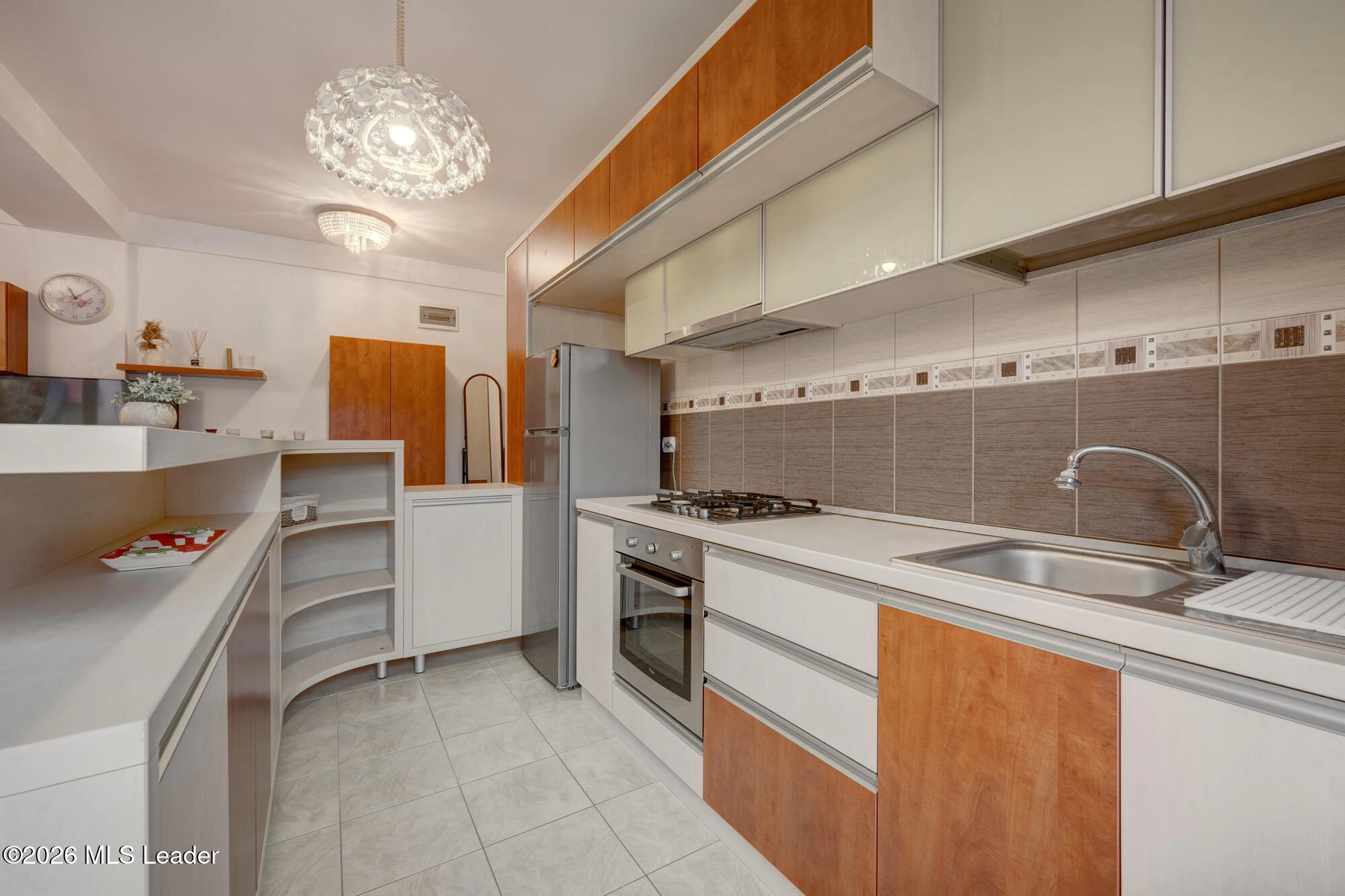 Strada DRUMUL FERMEI 83A Bl. 1, Sc. 1, Et. 2, Ap. 9, Popesti Leordeni, Bucuresti Ilfov, 077160, 1 Dormitor Dormitoare, 1 BaieBăi,Apartament,Reprezentari Comision 0%,DRUMUL FERMEI,0,01-6963