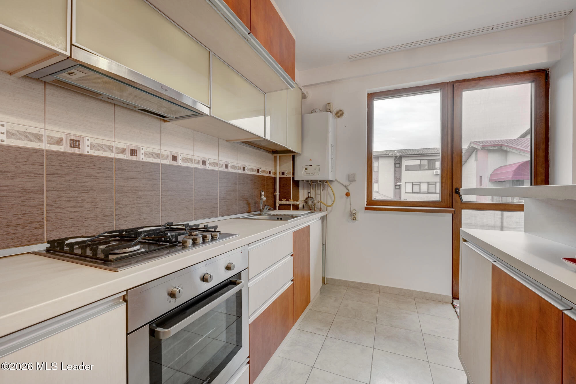 Strada DRUMUL FERMEI 83A Bl. 1, Sc. 1, Et. 2, Ap. 9, Popesti Leordeni, Bucuresti Ilfov, 077160, 1 Dormitor Dormitoare, 1 BaieBăi,Apartament,Reprezentari Comision 0%,DRUMUL FERMEI,0,01-6963