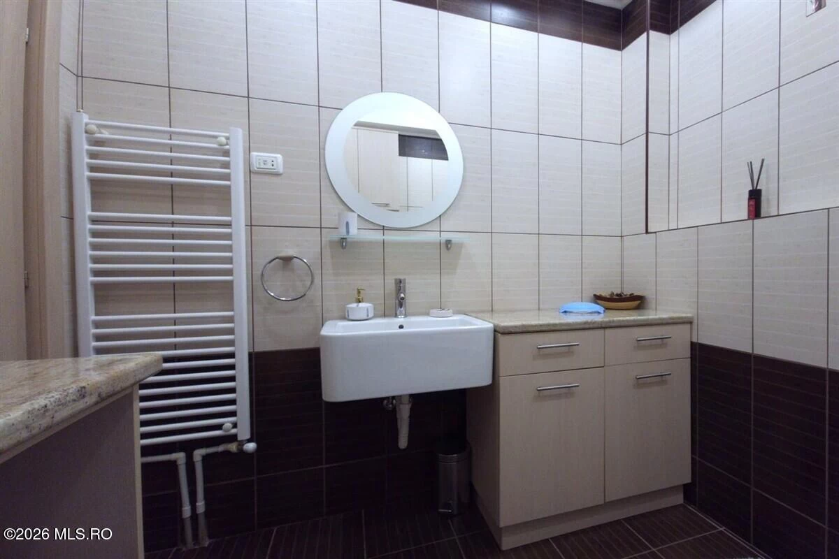 Strada D5 nr.7 Corp B, Et.1, Ap.8, Navodari, Constanta, 905700, 1 Dormitor Dormitoare, 2 BăiBăi,Apartament,Reprezentari Comision 0%,D5,0,05-2635
